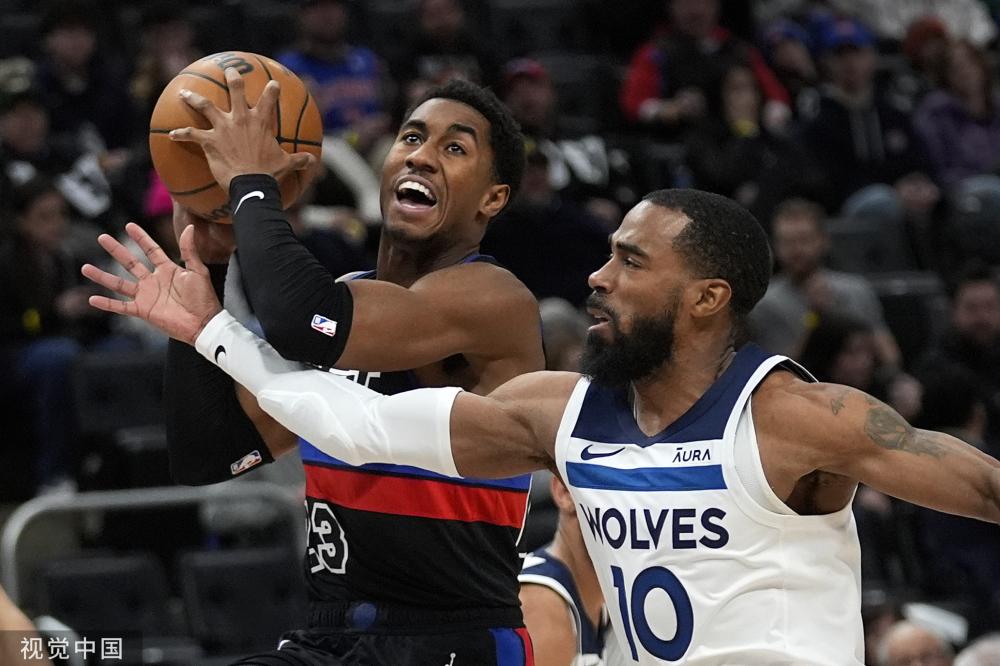 在现代足球 在现代足球